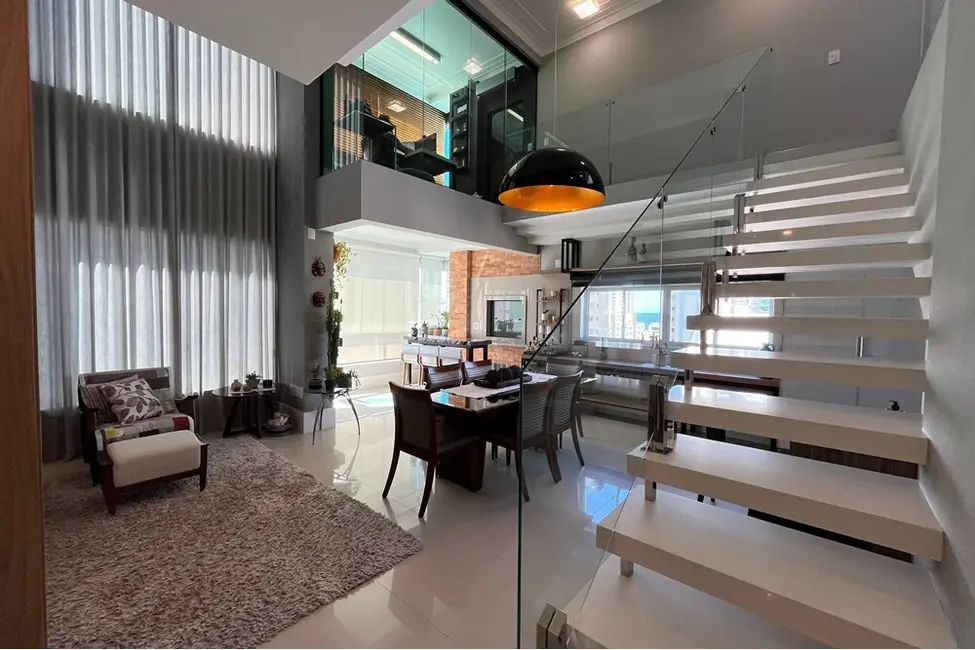 Foto 1 de Apartamento com 3 quartos à venda, 162m2 em Centro, Balneario Camboriu - SC