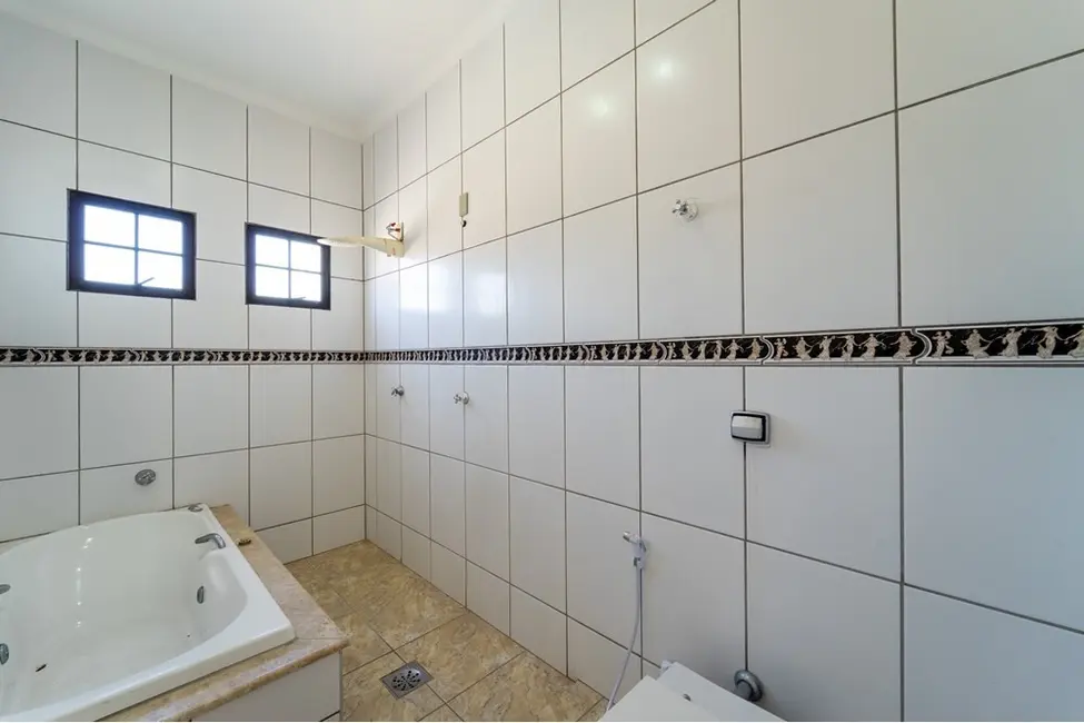 Foto 4 de Casa com 4 quartos à venda, 250m2 em Vila Rio Branco, Jundiai - SP