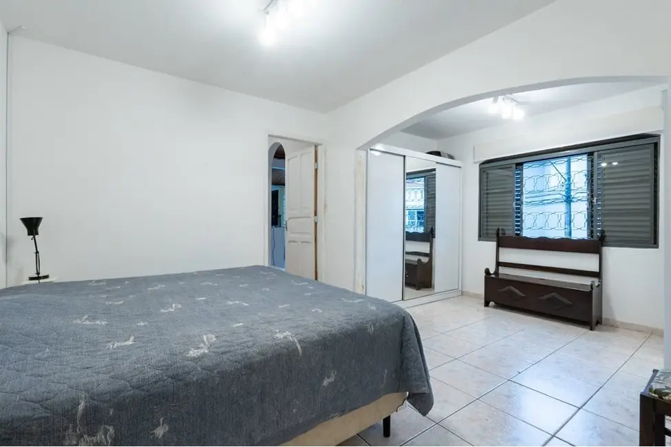 Foto 2 de Casa com 3 quartos à venda, 240m2 em Jardim Aeroporto, São Paulo - SP