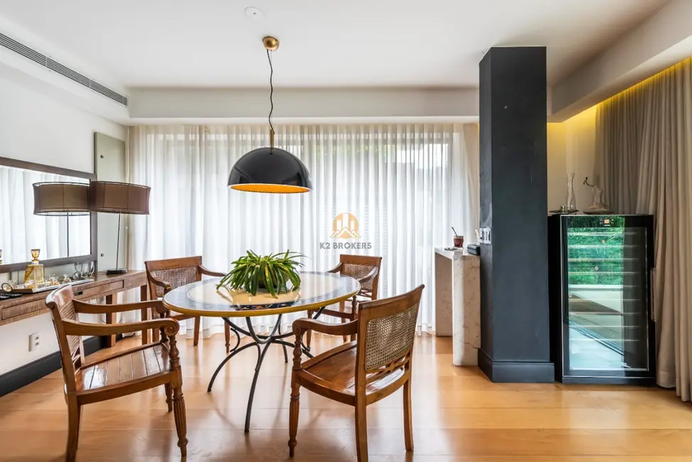 Casa de Condomínio com 3 quartos à venda e para alugar, 459m2 em Alto de Pinheiros, São Paulo - SP - imagem 4 Foto 4 de Casa de Condomínio com 3 quartos à venda e para alugar, 459m2 em Alto de Pinheiros, São Paulo - SP