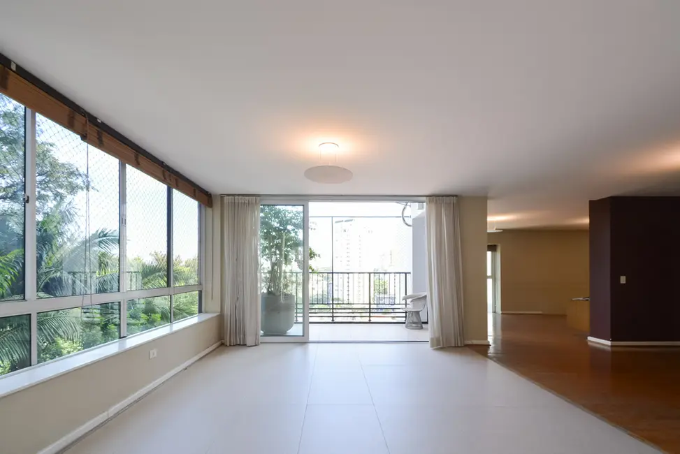 Foto 2 de Apartamento com 3 quartos à venda, 285m2 em Higienópolis, São Paulo - SP
