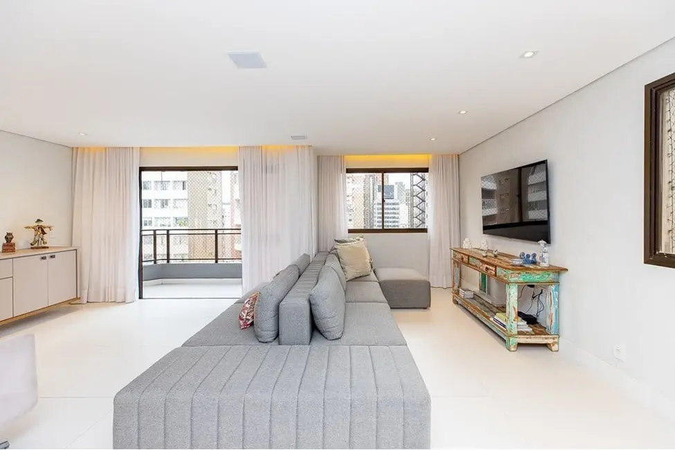 Foto 1 de Apartamento com 4 quartos à venda, 197m2 em Itaim Bibi, São Paulo - SP