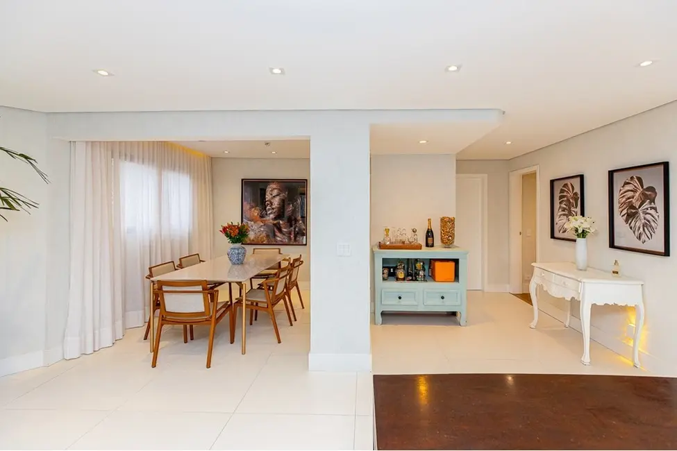 Foto 7 de Apartamento com 4 quartos à venda, 197m2 em Itaim Bibi, São Paulo - SP