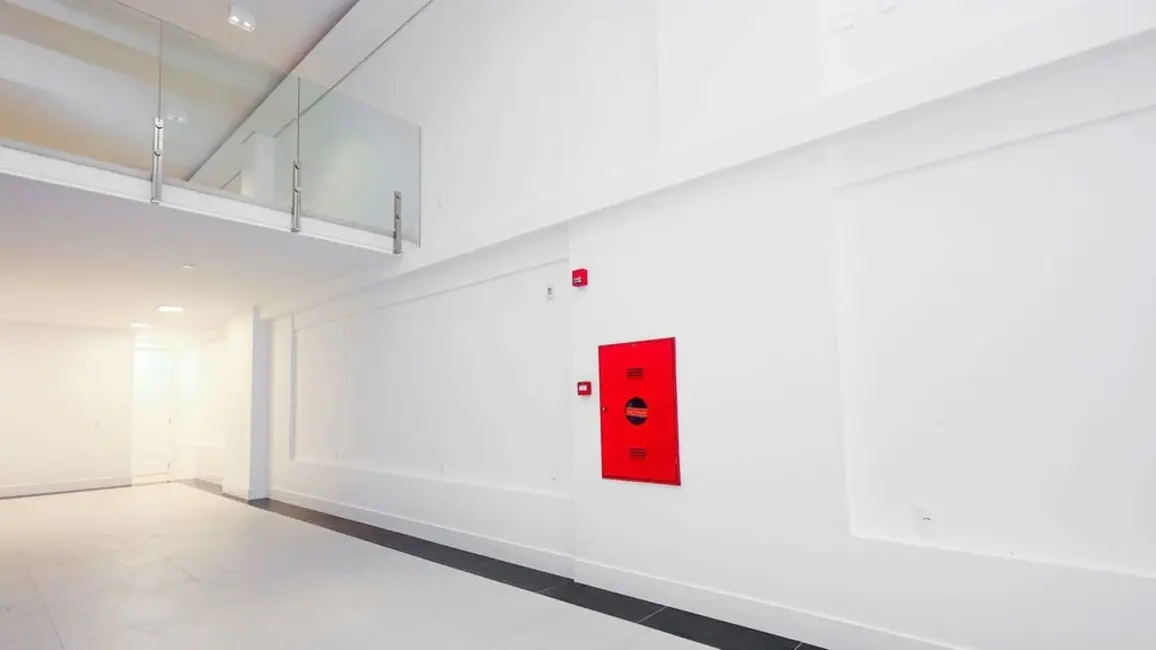 Loja à venda, 170m2 em Centro, Balneario Camboriu - SC - imagem 5 Foto 5 de Loja à venda, 170m2 em Centro, Balneario Camboriu - SC