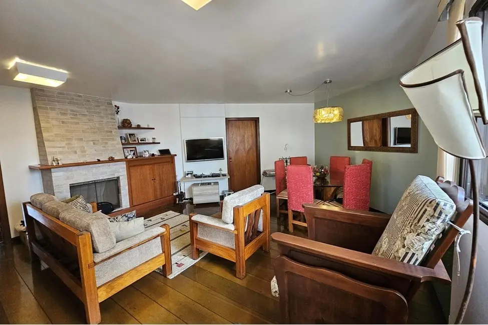 Apartamento com 4 quartos à venda, 143m2 em Moema, São Paulo - SP - imagem 4 Foto 4 de Apartamento com 4 quartos à venda, 143m2 em Moema, São Paulo - SP