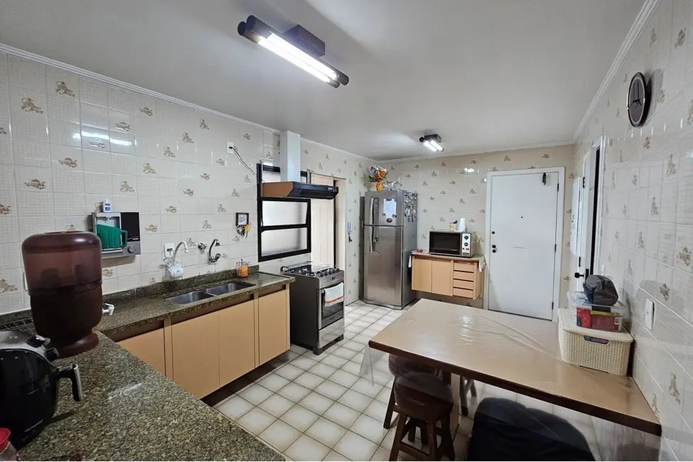 Apartamento com 4 quartos à venda, 143m2 em Moema, São Paulo - SP - imagem 6 Foto 6 de Apartamento com 4 quartos à venda, 143m2 em Moema, São Paulo - SP