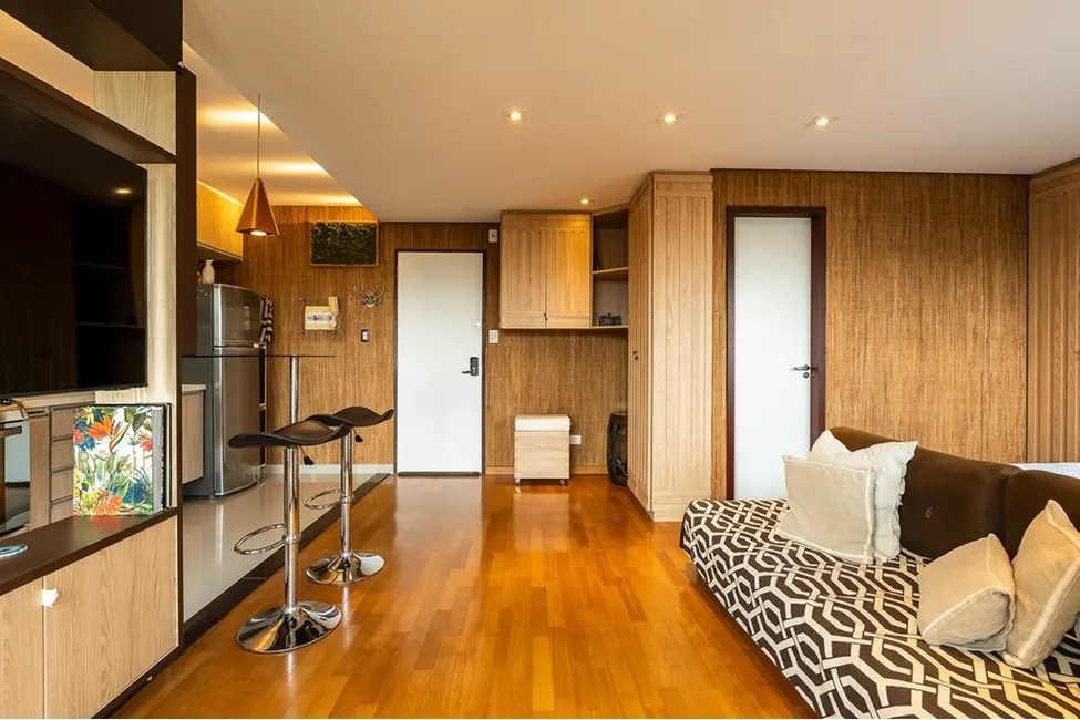 Apartamento com 1 quarto à venda, 40m2 em Aclimação, São Paulo - SP - imagem 3 Foto 3 de Apartamento com 1 quarto à venda, 40m2 em Aclimação, São Paulo - SP