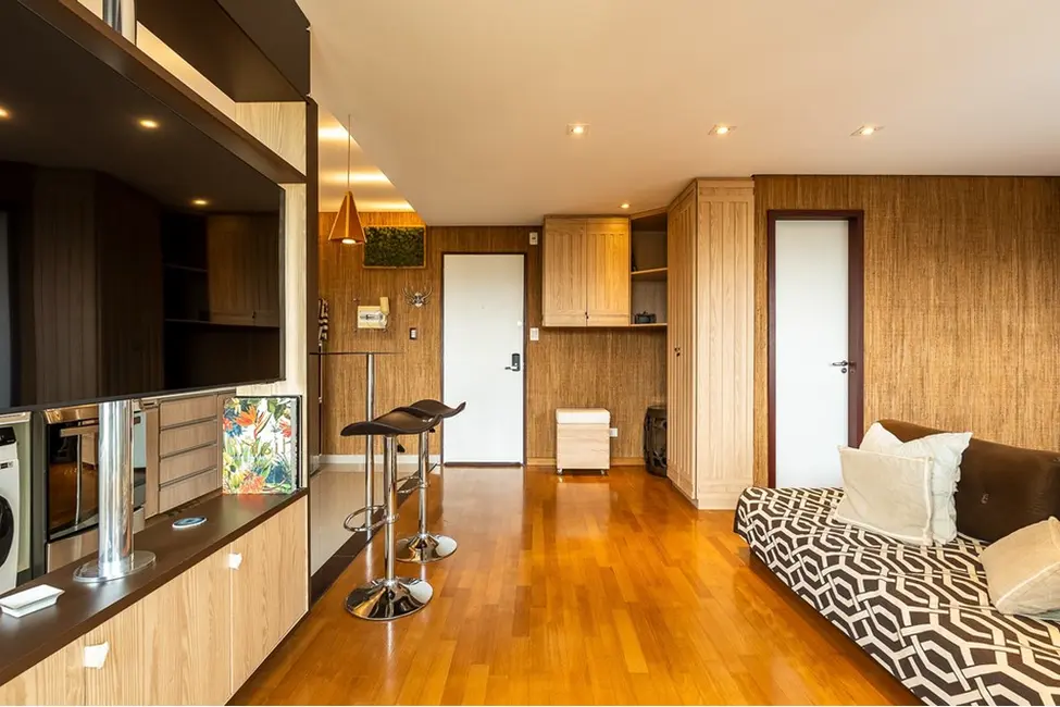 Apartamento com 1 quarto à venda, 40m2 em Aclimação, São Paulo - SP - imagem 2 Foto 2 de Apartamento com 1 quarto à venda, 40m2 em Aclimação, São Paulo - SP