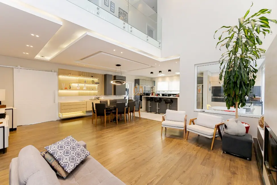 Foto 1 de Casa de Condomínio com 4 quartos à venda, 460m2 em Bacacheri, Curitiba - PR