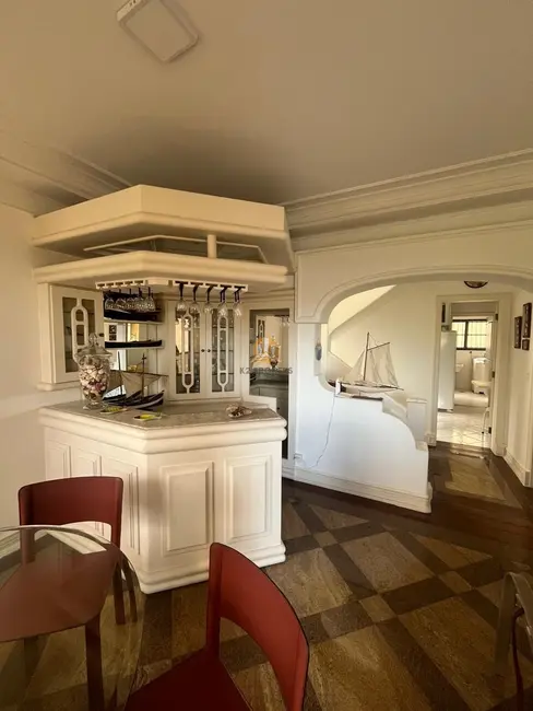 Apartamento com 3 quartos à venda, 164m2 em Enseada, Guaruja - SP - imagem 4 Foto 4 de Apartamento com 3 quartos à venda, 164m2 em Enseada, Guaruja - SP