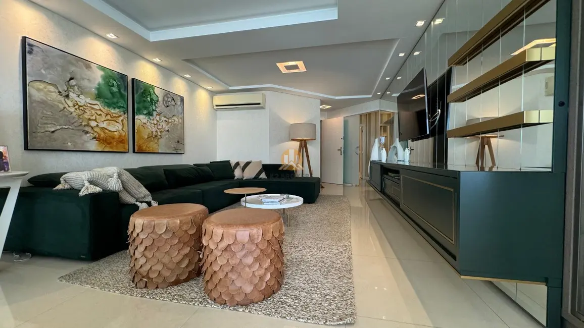 Apartamento com 3 quartos à venda, 146m2 em Centro, Balneario Camboriu - SC - imagem 5 Foto 5 de Apartamento com 3 quartos à venda, 146m2 em Centro, Balneario Camboriu - SC