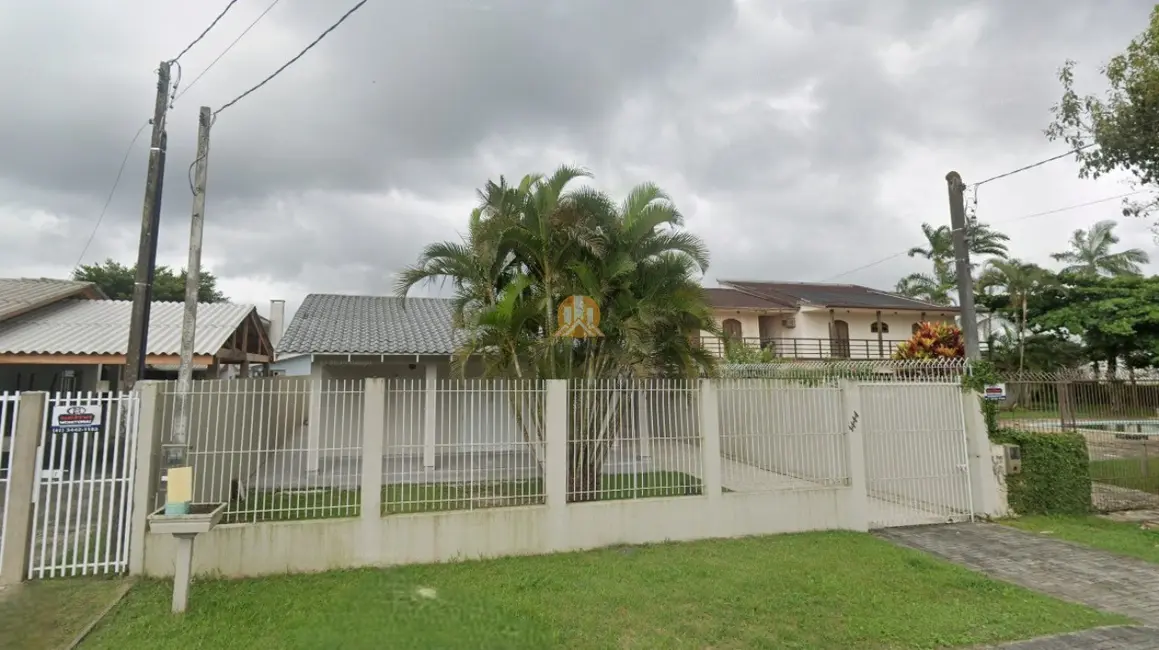 Foto 2 de Casa com 3 quartos à venda, 150m2 em Guaratuba - PR