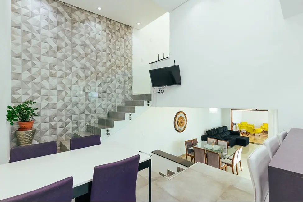 Casa com 4 quartos à venda, 340m2 em Jardim Pacaembu, Jundiai - SP - imagem 9 Foto 9 de Casa com 4 quartos à venda, 340m2 em Jardim Pacaembu, Jundiai - SP