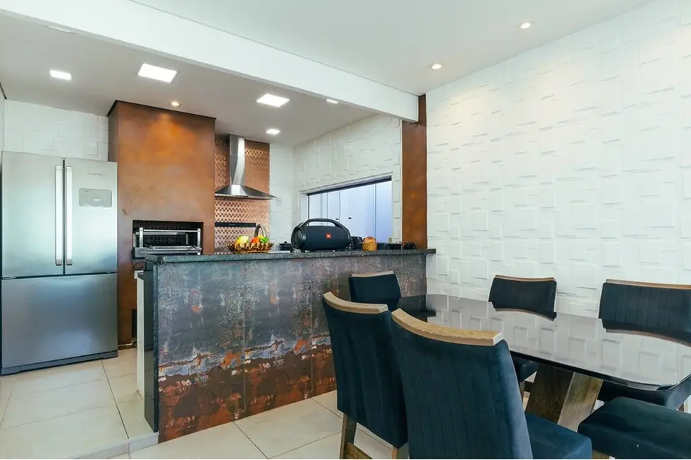 Foto 2 de Casa com 4 quartos à venda, 340m2 em Jardim Pacaembu, Jundiai - SP