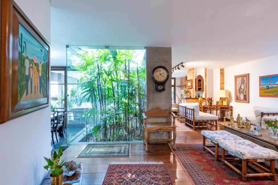 Foto 1 de Casa com 4 quartos à venda, 571m2 em Jardim Leonor, São Paulo - SP
