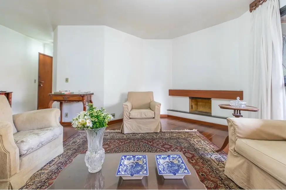 Apartamento com 4 quartos à venda, 146m2 em Moema, São Paulo - SP - imagem 8 Foto 8 de Apartamento com 4 quartos à venda, 146m2 em Moema, São Paulo - SP