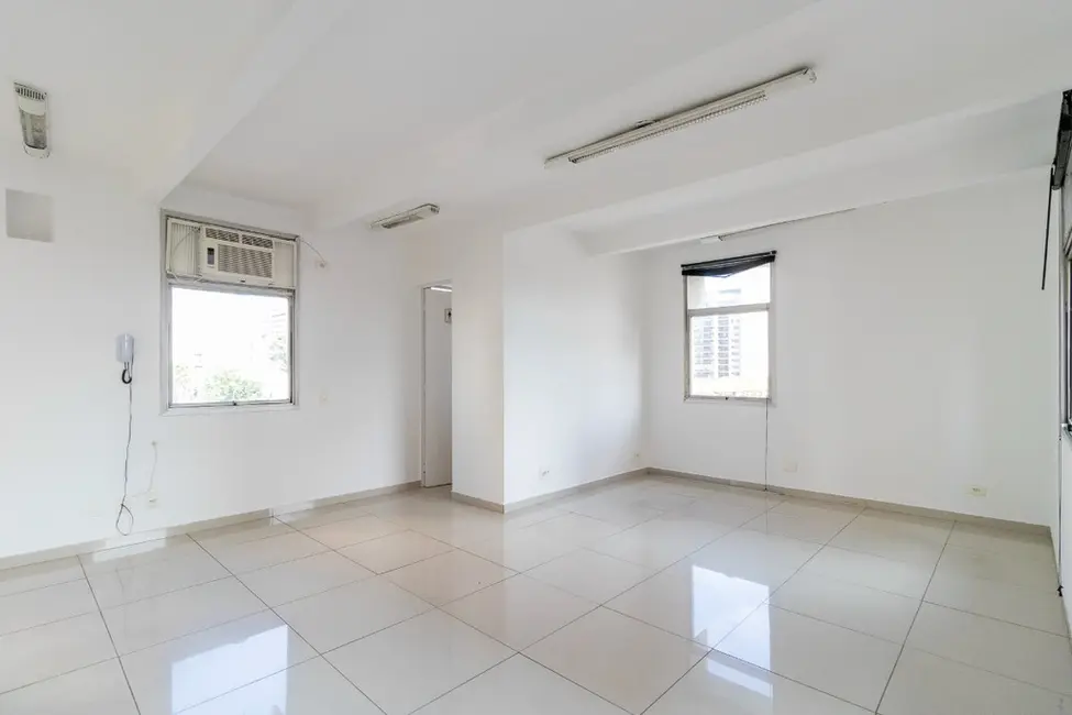 Sala Comercial à venda, 37m2 em Vila Mariana, São Paulo - SP - imagem 1 Foto 1 de Sala Comercial à venda, 37m2 em Vila Mariana, São Paulo - SP