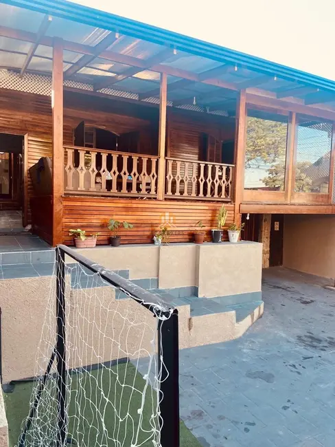 Casa com 3 quartos à venda, 200m2 em Atuba, Curitiba - PR - imagem 3 Foto 3 de Casa com 3 quartos à venda, 200m2 em Atuba, Curitiba - PR