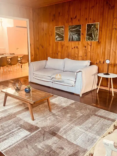 Casa com 3 quartos à venda, 200m2 em Atuba, Curitiba - PR - imagem 4 Foto 4 de Casa com 3 quartos à venda, 200m2 em Atuba, Curitiba - PR