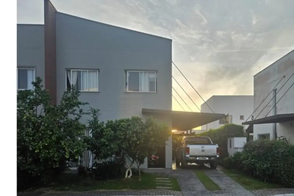 Foto 1 de Casa de Condomínio com 3 quartos à venda, 180m2 em São Judas Tadeu, Balneario Camboriu - SC