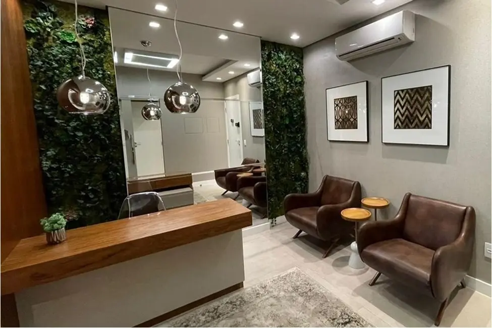 Foto 1 de Sala Comercial à venda, 52m2 em Itajai - SC