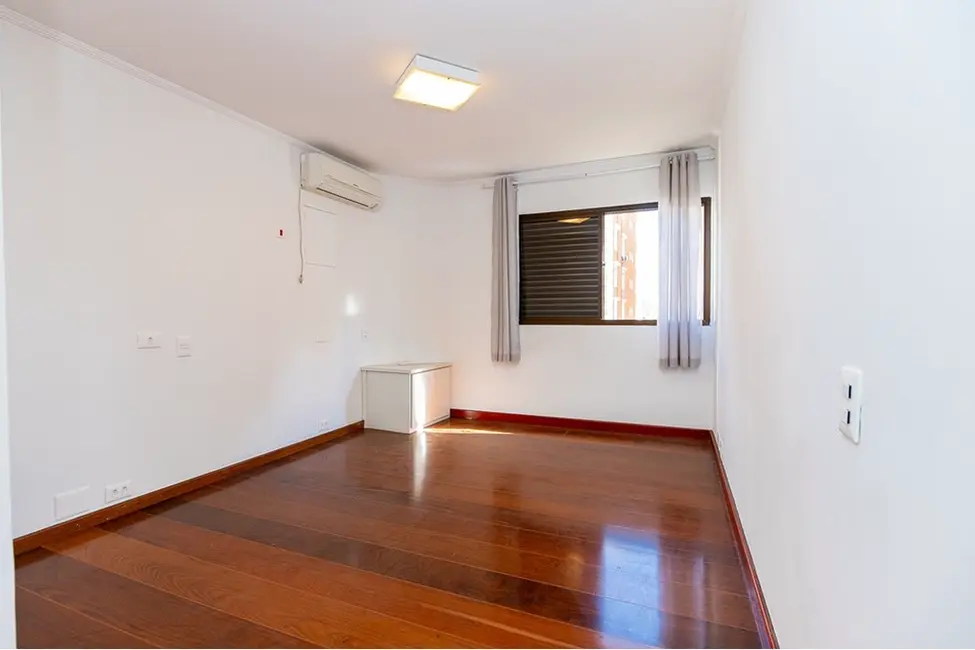 Apartamento com 4 quartos à venda, 189m2 em Jardim Paulista, São Paulo - SP - imagem 3 Foto 3 de Apartamento com 4 quartos à venda, 189m2 em Jardim Paulista, São Paulo - SP