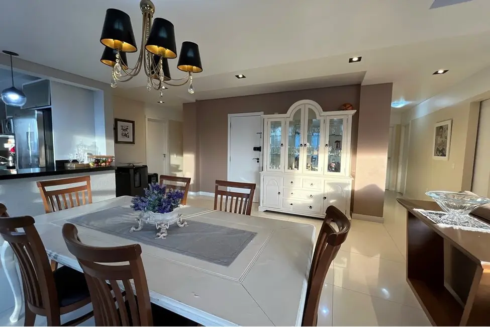 Apartamento com 4 quartos à venda, 175m2 em Centro, Balneario Camboriu - SC - imagem 7 Foto 7 de Apartamento com 4 quartos à venda, 175m2 em Centro, Balneario Camboriu - SC