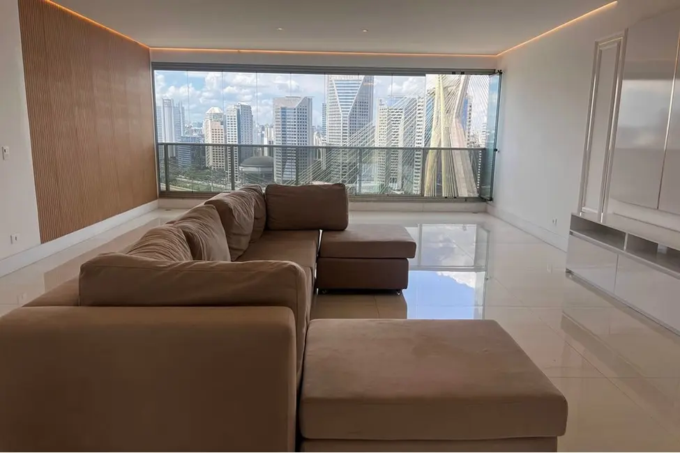 Foto 3 de Apartamento com 3 quartos à venda, 252m2 em Real Parque, São Paulo - SP