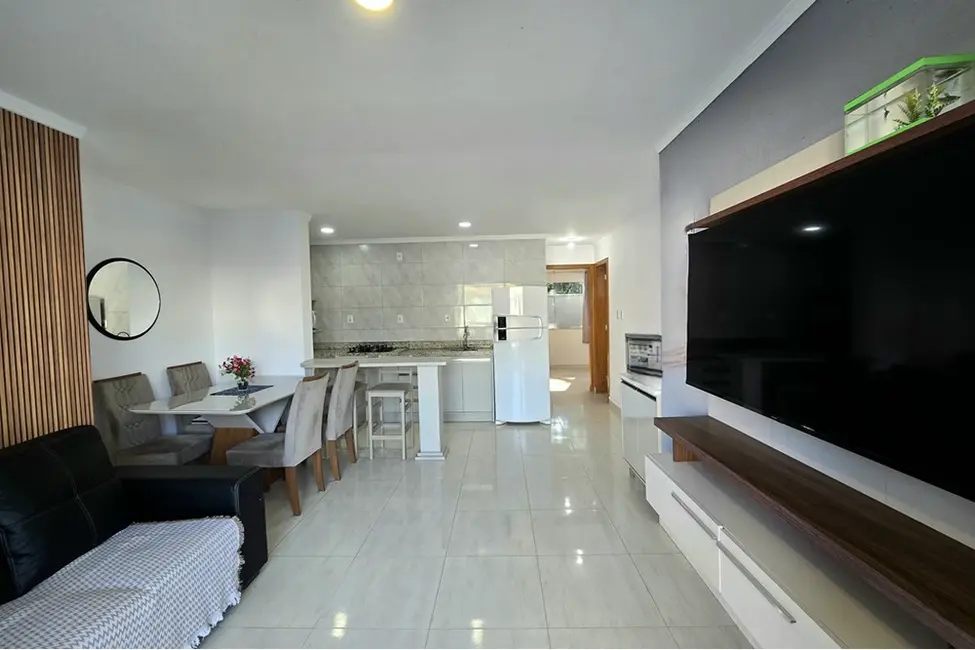 Foto 1 de Apartamento com 2 quartos à venda, 58m2 em Meia Praia, Navegantes - SC