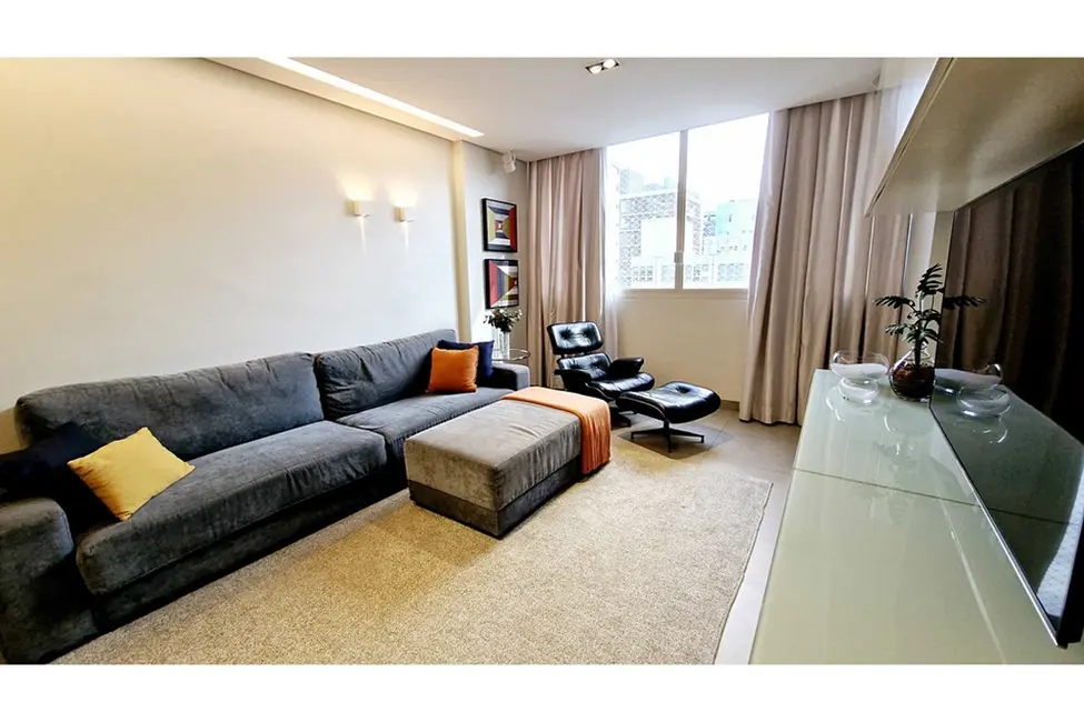Foto 2 de Apartamento com 3 quartos à venda, 130m2 em Itaim Bibi, São Paulo - SP