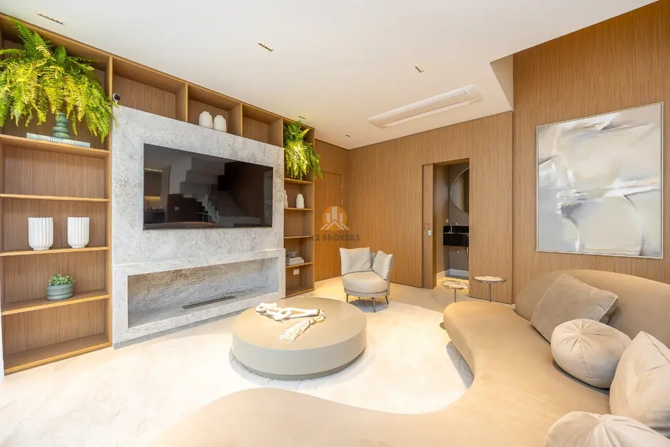 Foto 2 de Apartamento com 3 quartos à venda, 199m2 em Água Verde, Curitiba - PR