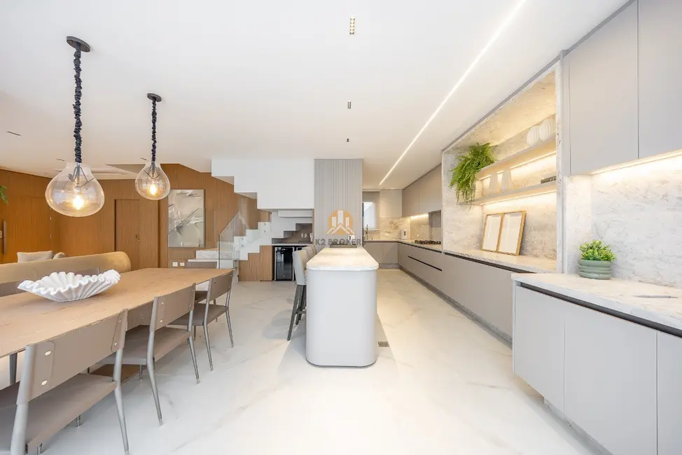 Foto 7 de Apartamento com 3 quartos à venda, 199m2 em Água Verde, Curitiba - PR