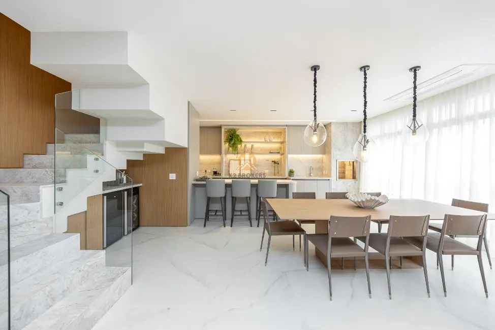 Foto 5 de Apartamento com 3 quartos à venda, 199m2 em Água Verde, Curitiba - PR