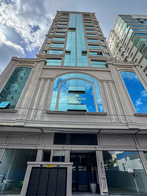 Foto 1 de Apartamento com 3 quartos à venda, 115m2 em Meia Praia, Itapema - SC