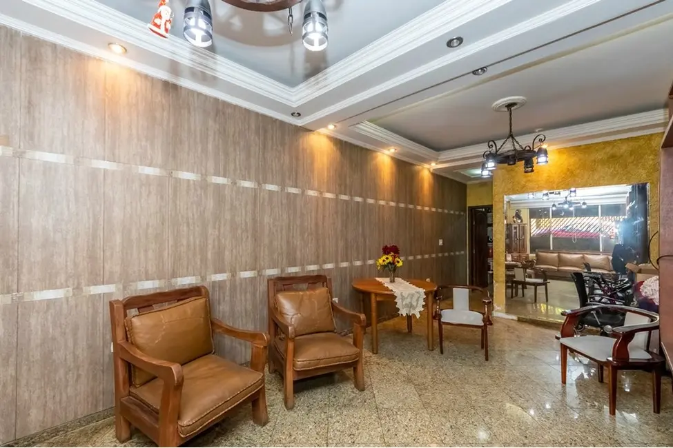 Casa com 3 quartos à venda, 325m2 em Vila Gustavo, São Paulo - SP - imagem 1 Foto 1 de Casa com 3 quartos à venda, 325m2 em Vila Gustavo, São Paulo - SP