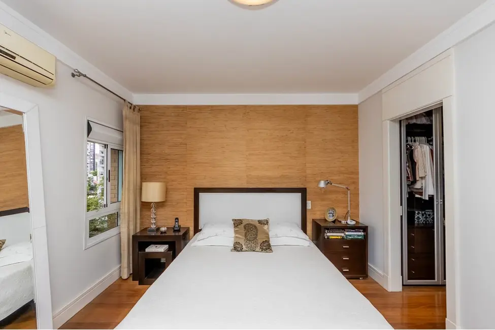 Apartamento com 3 quartos à venda, 243m2 em Vila Uberabinha, São Paulo - SP - imagem 4 Foto 4 de Apartamento com 3 quartos à venda, 243m2 em Vila Uberabinha, São Paulo - SP