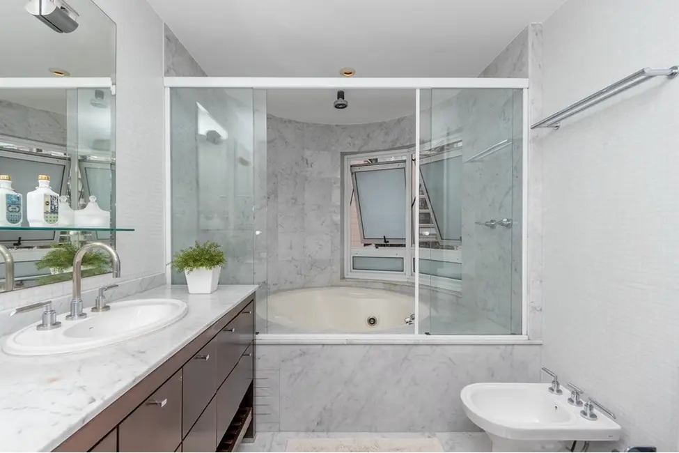 Apartamento com 3 quartos à venda, 243m2 em Vila Uberabinha, São Paulo - SP - imagem 7 Foto 7 de Apartamento com 3 quartos à venda, 243m2 em Vila Uberabinha, São Paulo - SP