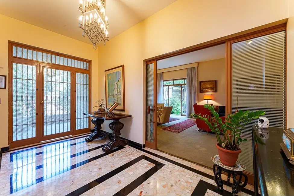 Casa com 3 quartos à venda, 320m2 em Pacaembu, São Paulo - SP - imagem 7 Foto 7 de Casa com 3 quartos à venda, 320m2 em Pacaembu, São Paulo - SP