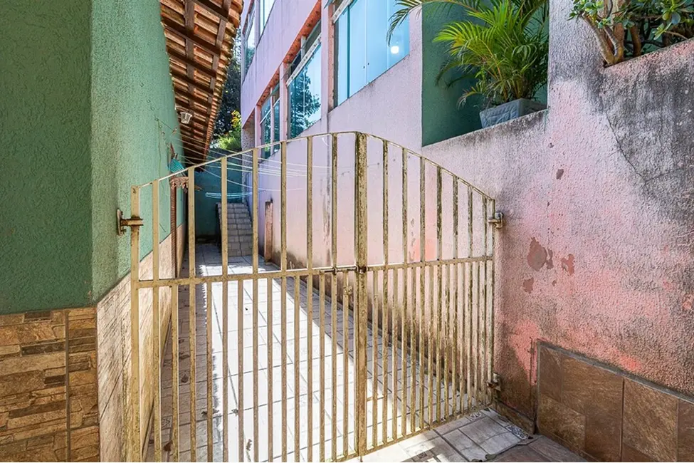 Foto 4 de Casa de Condomínio com 3 quartos à venda, 760m2 em Parque das Rosas, Cotia - SP