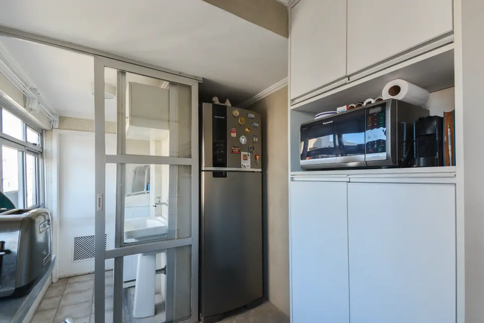Foto 2 de Apartamento com 2 quartos à venda, 74m2 em Itaim Bibi, São Paulo - SP