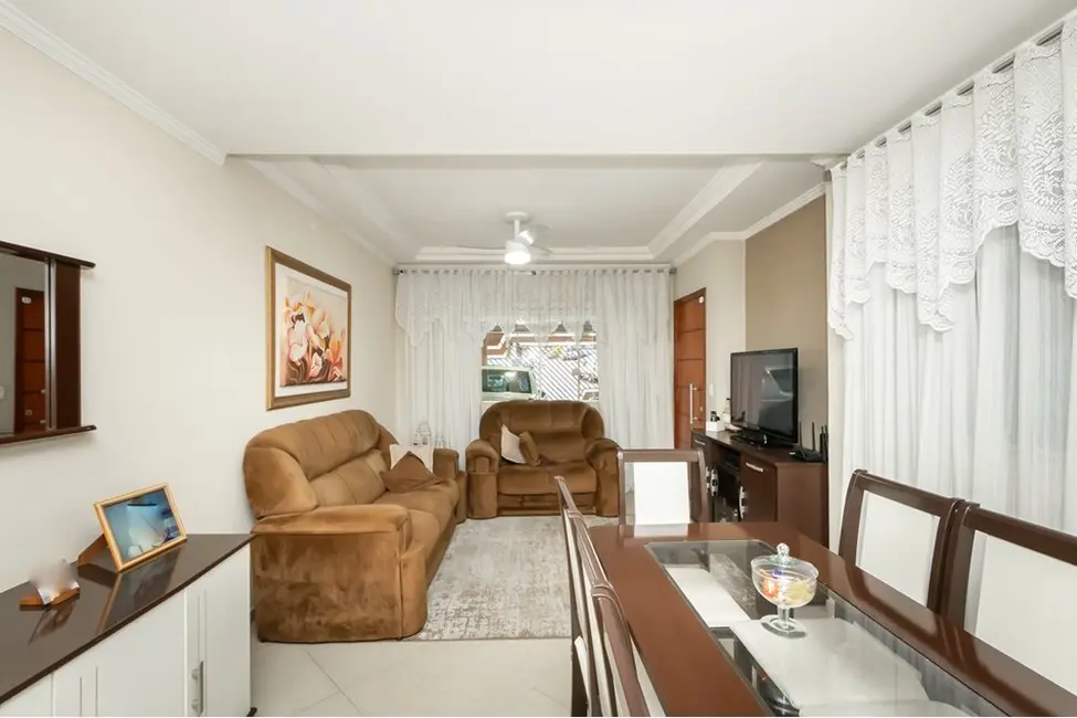 Foto 2 de Casa com 4 quartos à venda, 181m2 em Jardim Cidália, São Paulo - SP