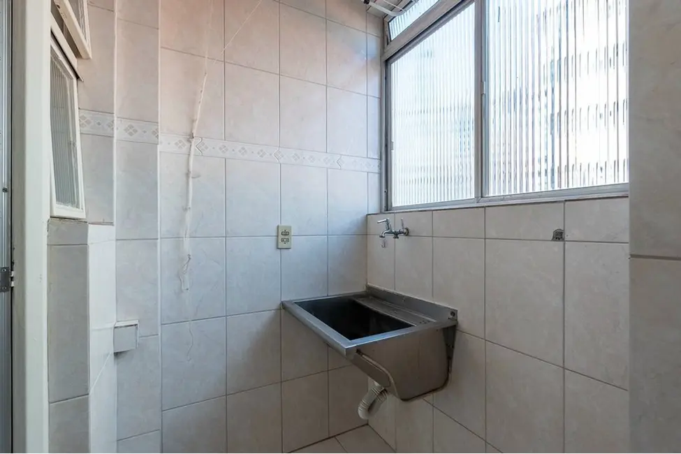 Foto 3 de Apartamento com 2 quartos à venda, 62m2 em Moema, São Paulo - SP