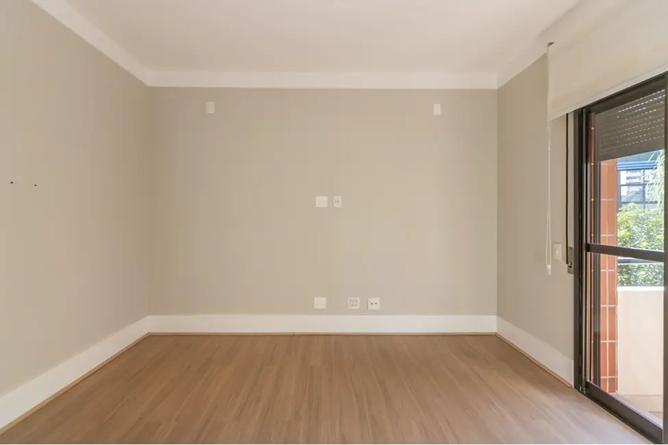 Foto 2 de Apartamento com 2 quartos à venda, 127m2 em Moema, São Paulo - SP