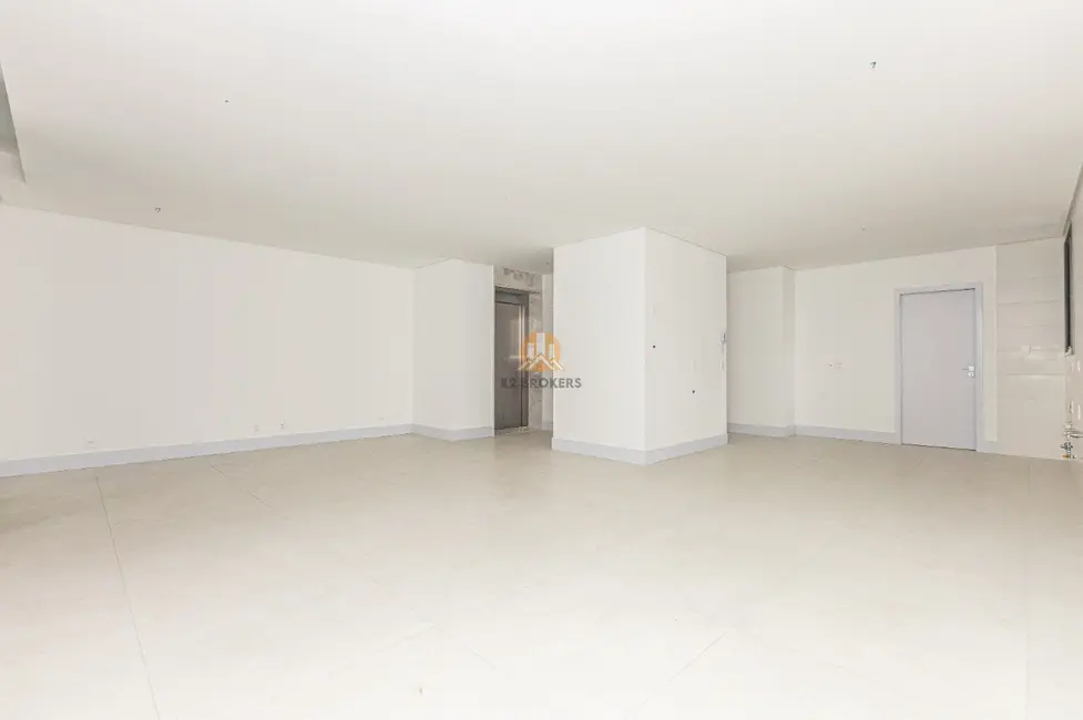 Foto 3 de Apartamento com 3 quartos à venda, 151m2 em Batel, Curitiba - PR