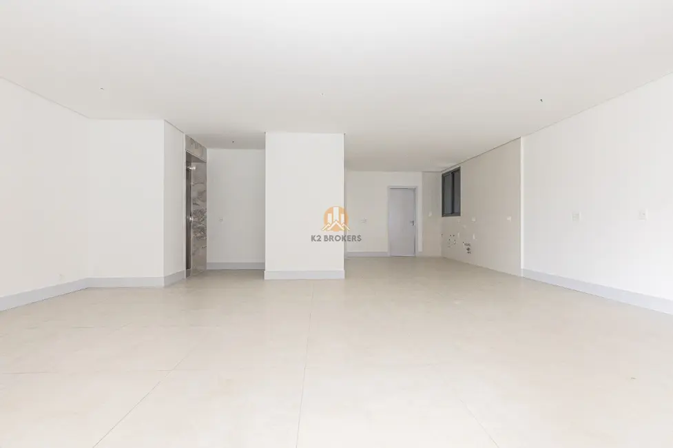 Foto 4 de Apartamento com 3 quartos à venda, 151m2 em Batel, Curitiba - PR