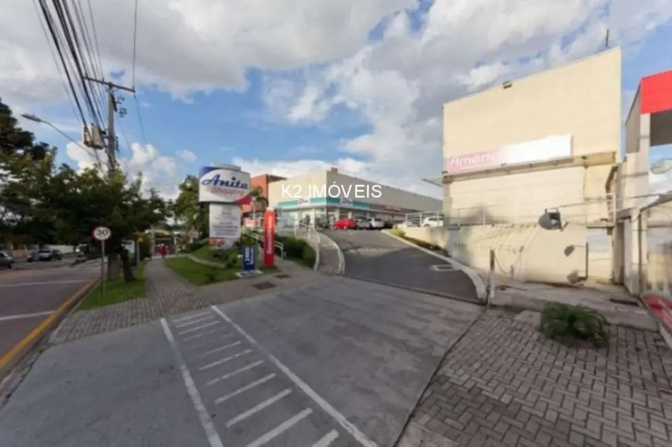 Loja para alugar, 426m2 em Ahú, Curitiba - PR - imagem 4 Foto 4 de Loja para alugar, 426m2 em Ahú, Curitiba - PR