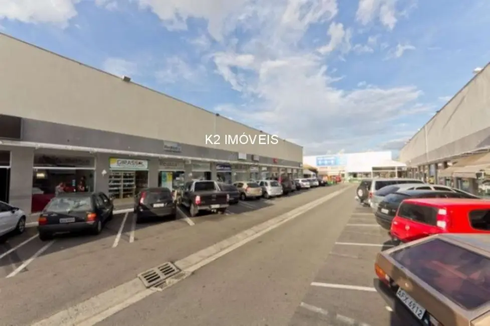 Loja para alugar, 426m2 em Ahú, Curitiba - PR - imagem 8 Foto 8 de Loja para alugar, 426m2 em Ahú, Curitiba - PR