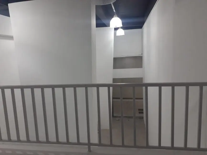 Loja à venda e para alugar, 153m2 em Batel, Curitiba - PR - imagem 7 Foto 7 de Loja à venda e para alugar, 153m2 em Batel, Curitiba - PR