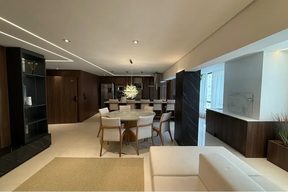 Foto 1 de Apartamento com 3 quartos à venda, 157m2 em Centro, Balneario Camboriu - SC