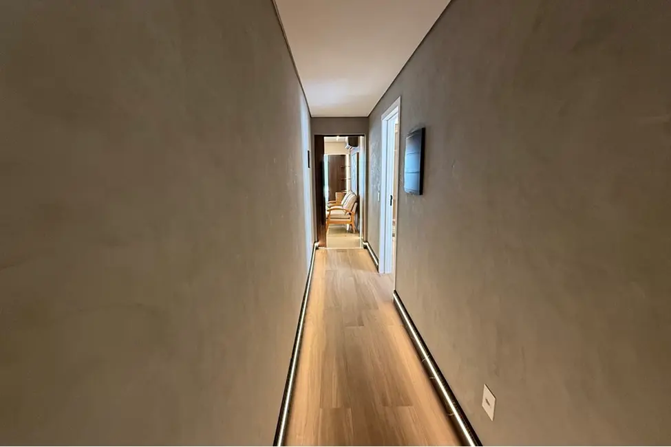 Apartamento com 3 quartos à venda, 157m2 em Centro, Balneario Camboriu - SC - imagem 6 Foto 6 de Apartamento com 3 quartos à venda, 157m2 em Centro, Balneario Camboriu - SC